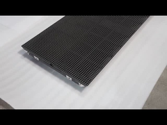 Jasny narożny zewnętrzny wyświetlacz reklamowy LED 90 stopni z żywotnością 10000 godzin