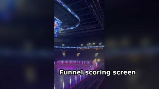 Ekrany punktowe w obiektach sportowych, sferyczne ekrany reklamowe wewnątrz obiektu