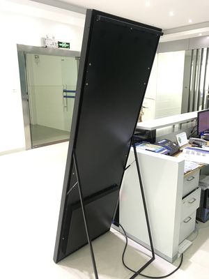 Wysoka częstotliwość odświeżania 3840Hz Plakat LED Wyświetlacz pełnobarwny Plakat LED wodoodporny na zewnątrz