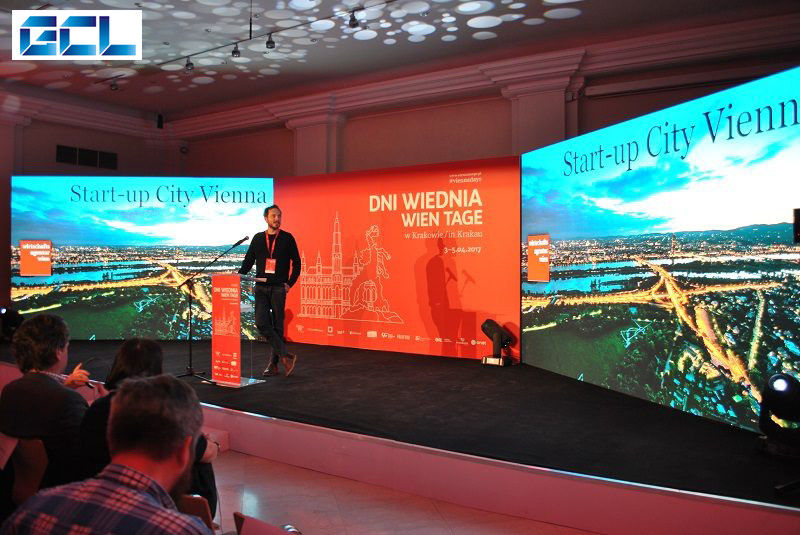 450W mocy P3.07 Pixel Pitch Fixed LED Display dla marketingu reklamowego