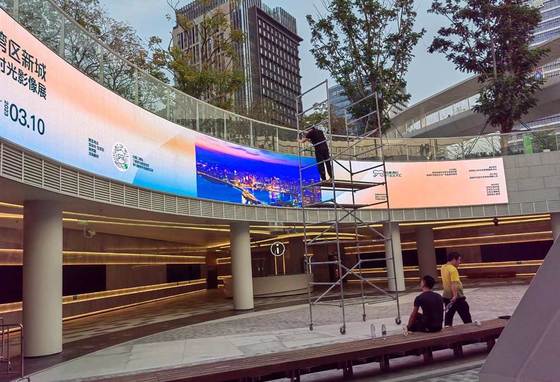 W magazynie Wysokiej jakości wewnętrzny i zewnętrzny moduł/ekran LED P2 P2.5 P2.6 P3.9 w pełnym kolorze