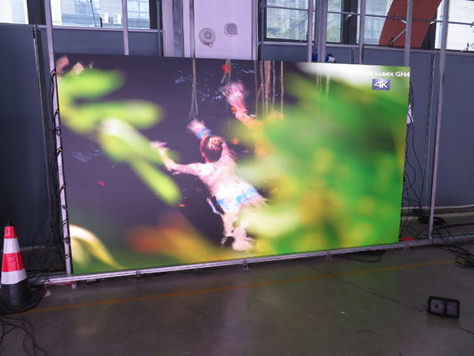 Dobra cena. 600*337,5 mm P0,9\P1,25 Ultra HD 2K/4K Przejrzystość na wyświetlaczu LED HD w Internecie