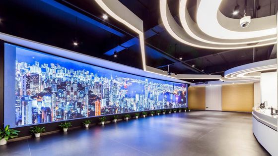 Wyświetlacz LED w długim pasku do wnętrz serii Ghalo 1000*250mm 750*250mm z szybkim montażem na ścianie (P1.25, P1.56, P1.953mm)